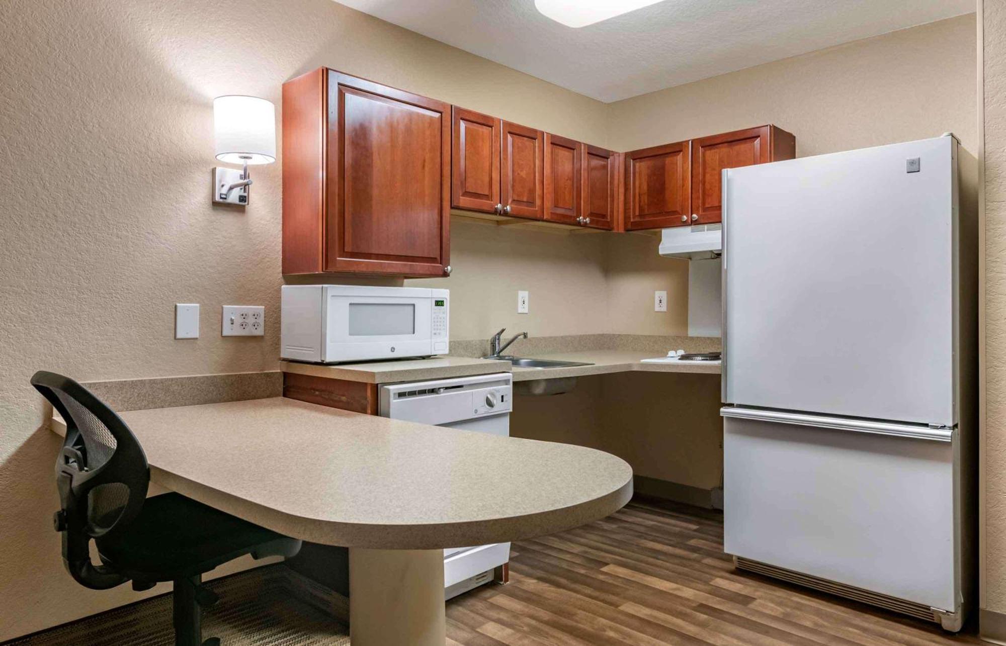 Extended Stay America Suites - Orlando - Southpark - Commodity Circle Oak Ridge ภายนอก รูปภาพ