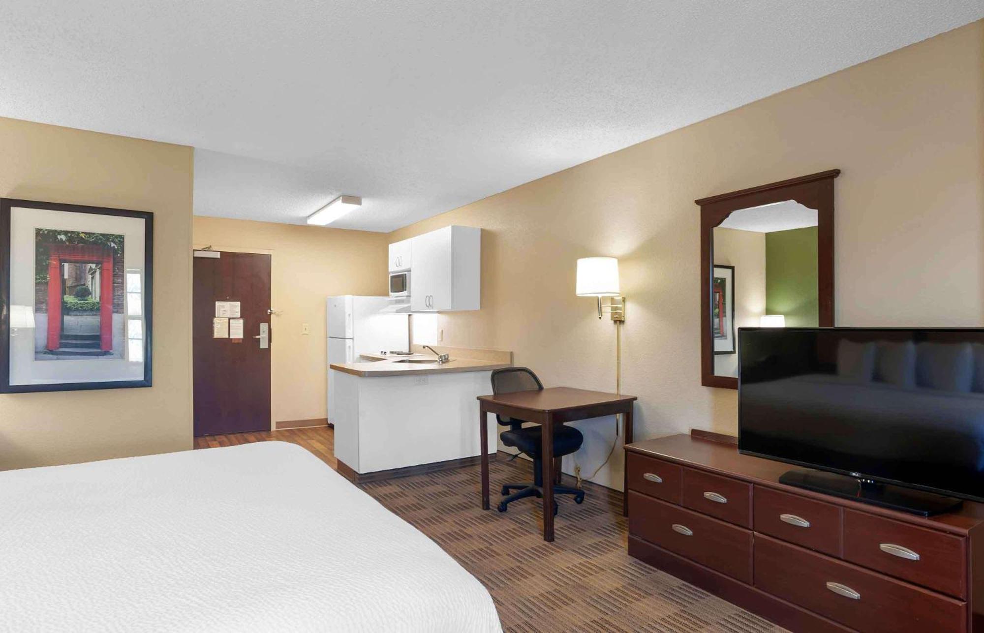 Extended Stay America Suites - Orlando - Southpark - Commodity Circle Oak Ridge ภายนอก รูปภาพ